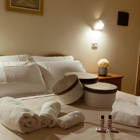 Hotel Ristorante San Giovanni ファレルナ エクステリア 写真